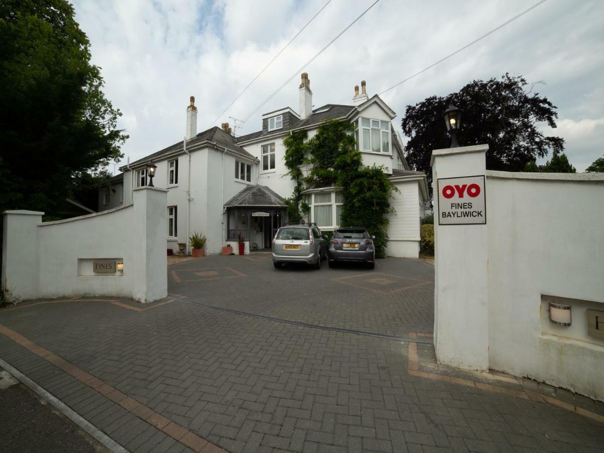 Fines Bayliwick Hotel Bracknell Dış mekan fotoğraf