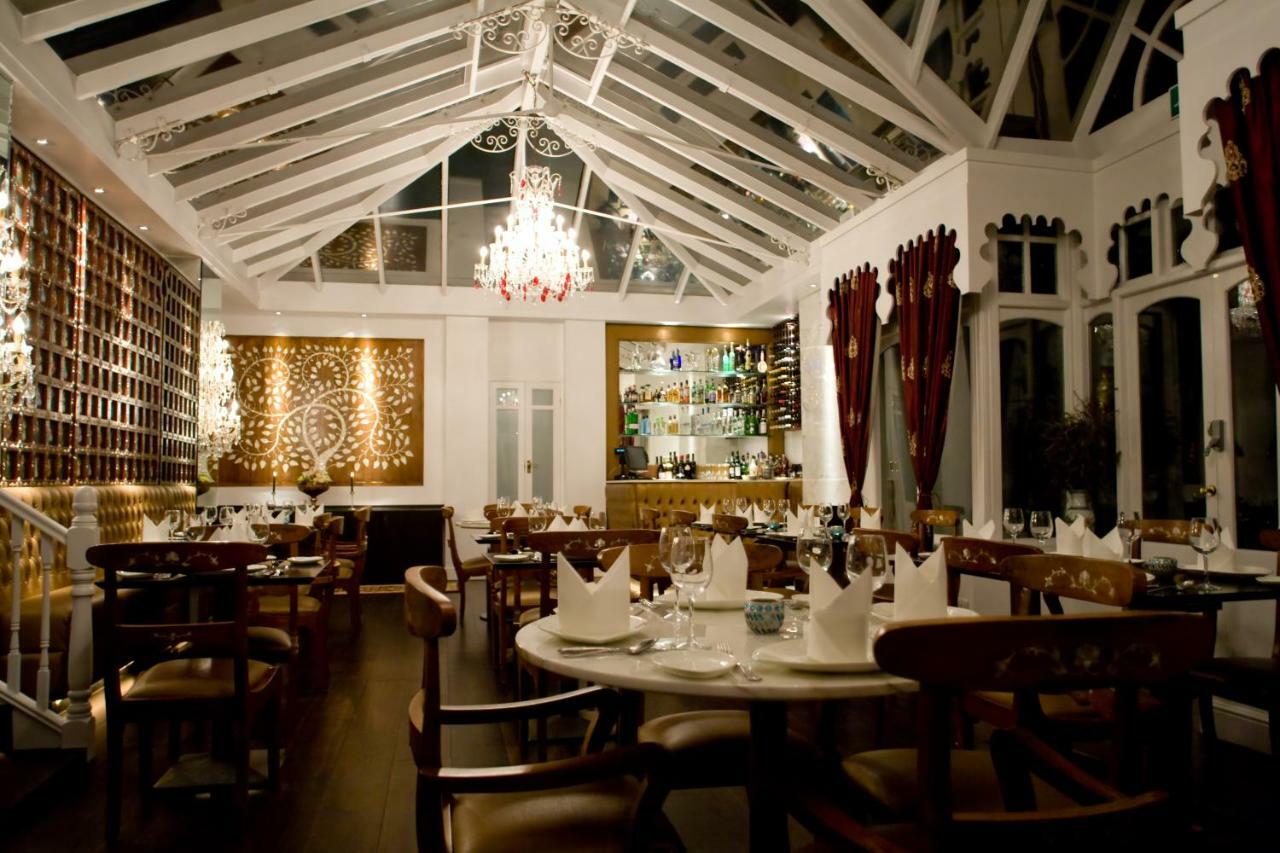 Fines Bayliwick Hotel Bracknell Dış mekan fotoğraf